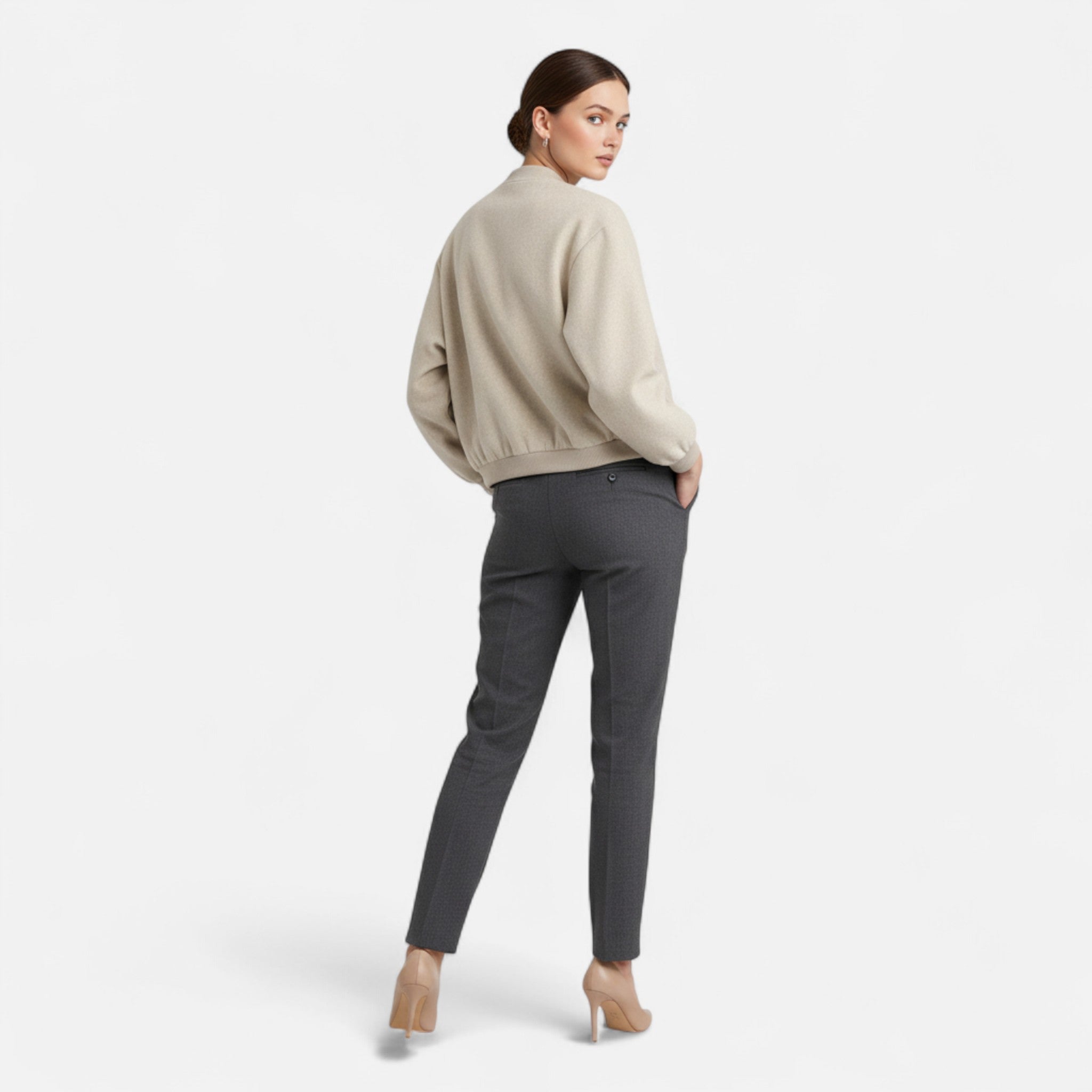 Valenta Mode | Damska Krótka Kurtka Bomber – Nowoczesna Elegancja