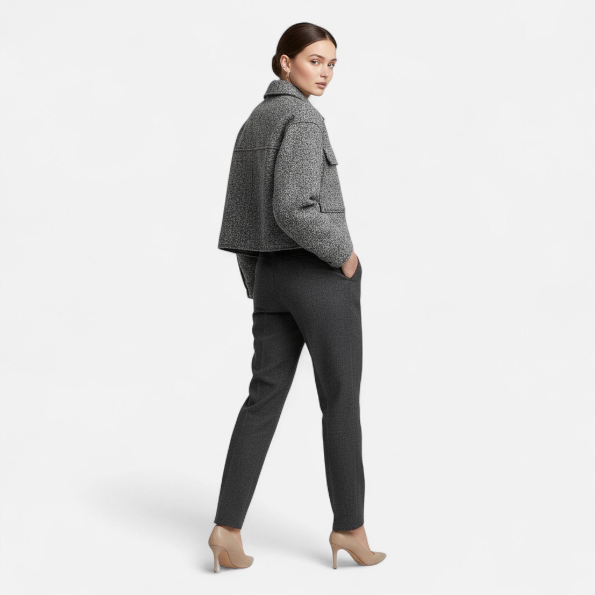 Valenta Mode | Damska Tweedowa Marynarka Oversize – Klasyczna Elegancja